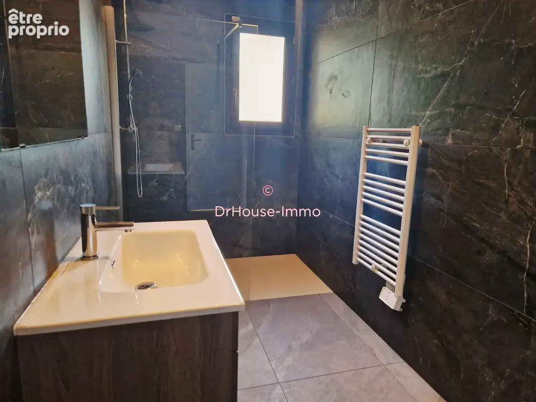 Maison 110 m² à Charmes-Sur-Rhone  - photo 18