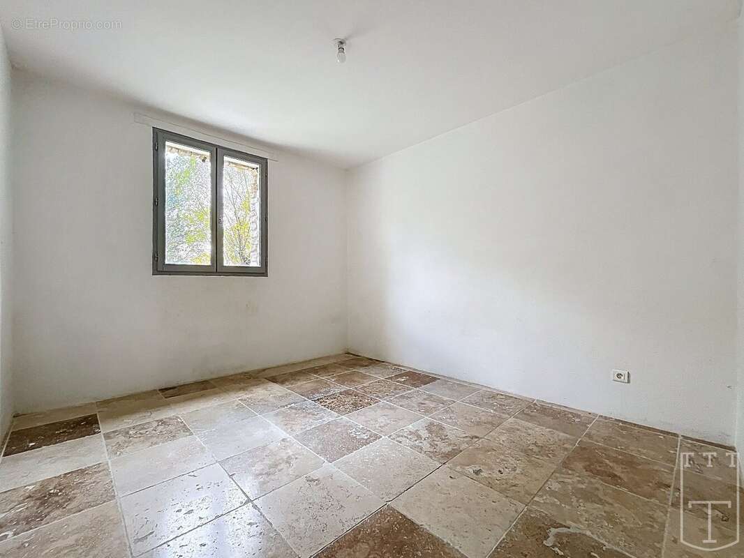 Maison à VALLON-PONT-D&#039;ARC