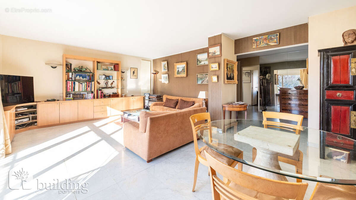 Pasteur - Appartement de 102.88m² avec balcon - photo 4