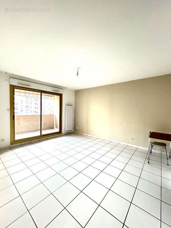 Appartement à LYON-3E