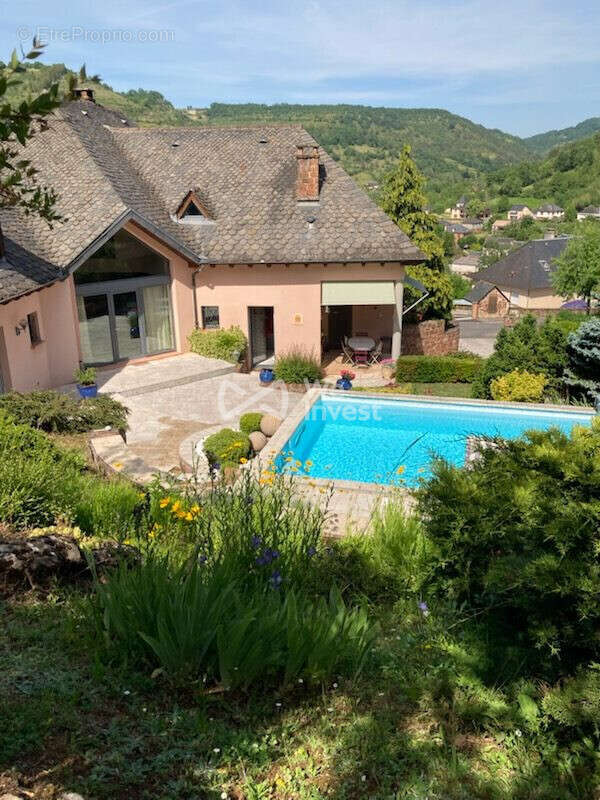 Maison à MARCILLAC-VALLON