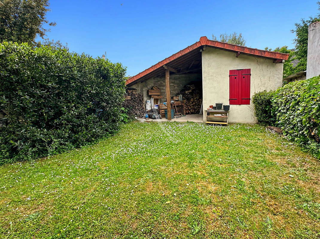 Maison à MORANGIS