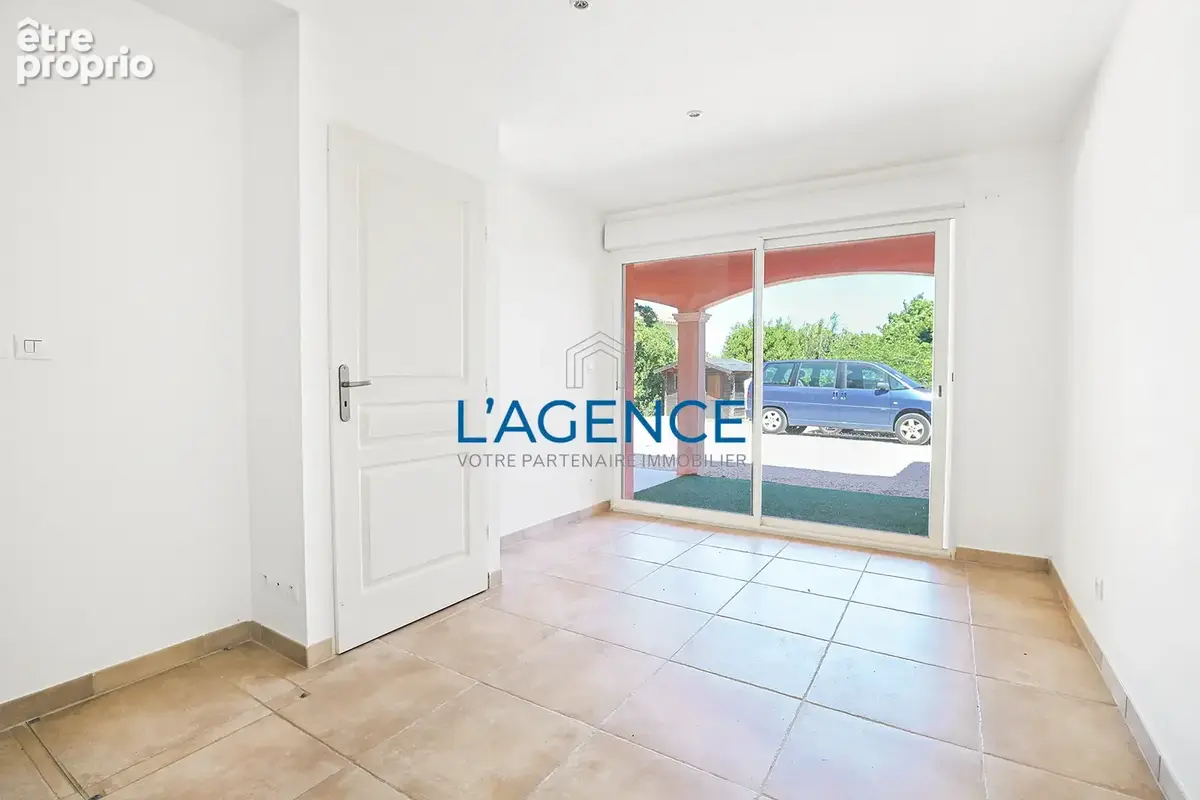 villa 5 piecesde 123m2 sur un terrrain de 1000m2 avec vue mer - photo 19