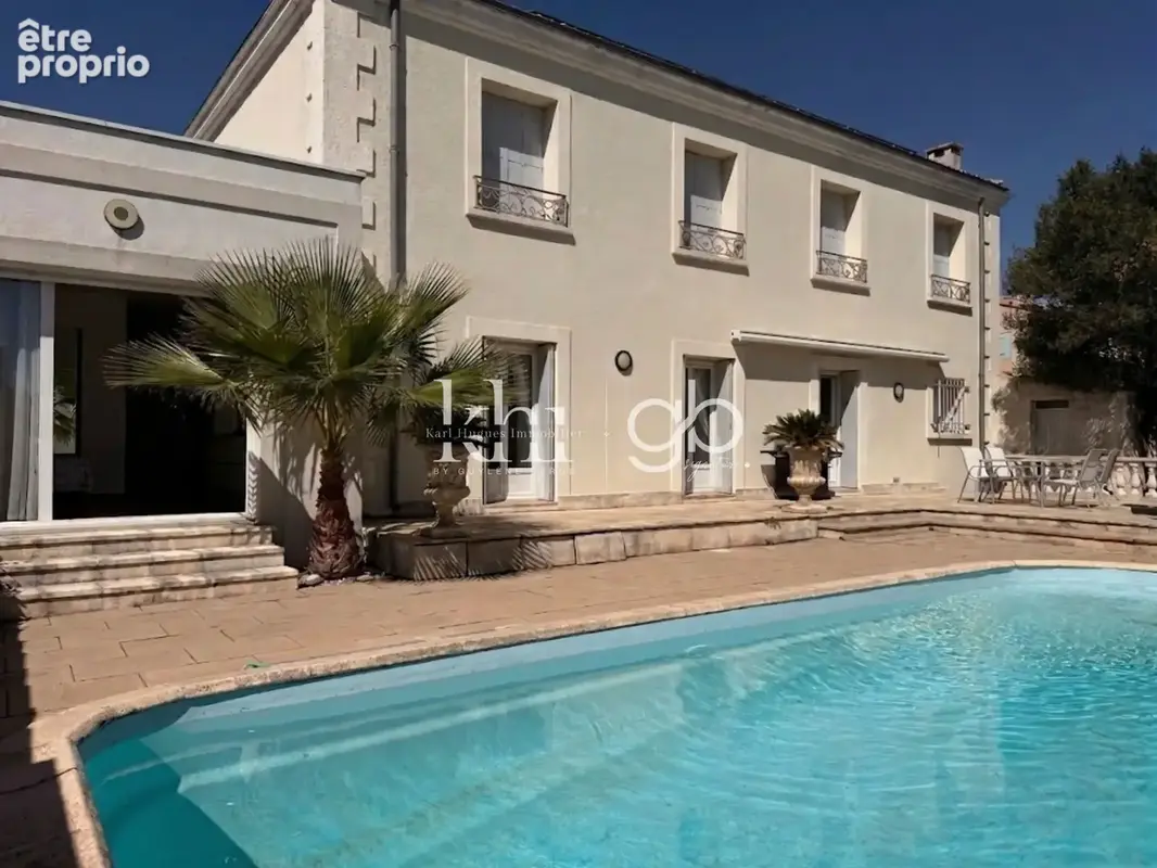 Maison familiale 272 m2 à JUVIGNAC (34990) - 5 chambres, piscine et garage - photo 7