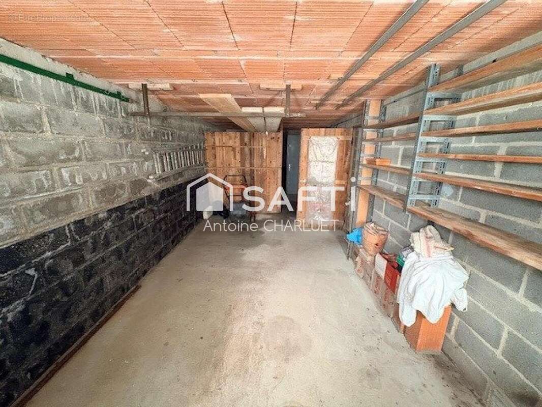 Maison 66 m² à Mezieres-En-Brenne  - photo 9