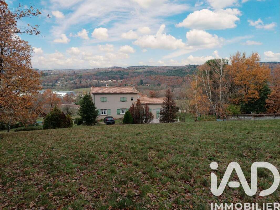 Maison 152 m² à Mazamet  - photo 2