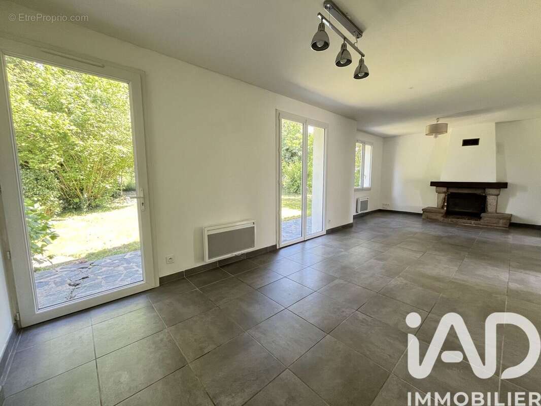 Photo 4 - Maison à CARHAIX-PLOUGUER