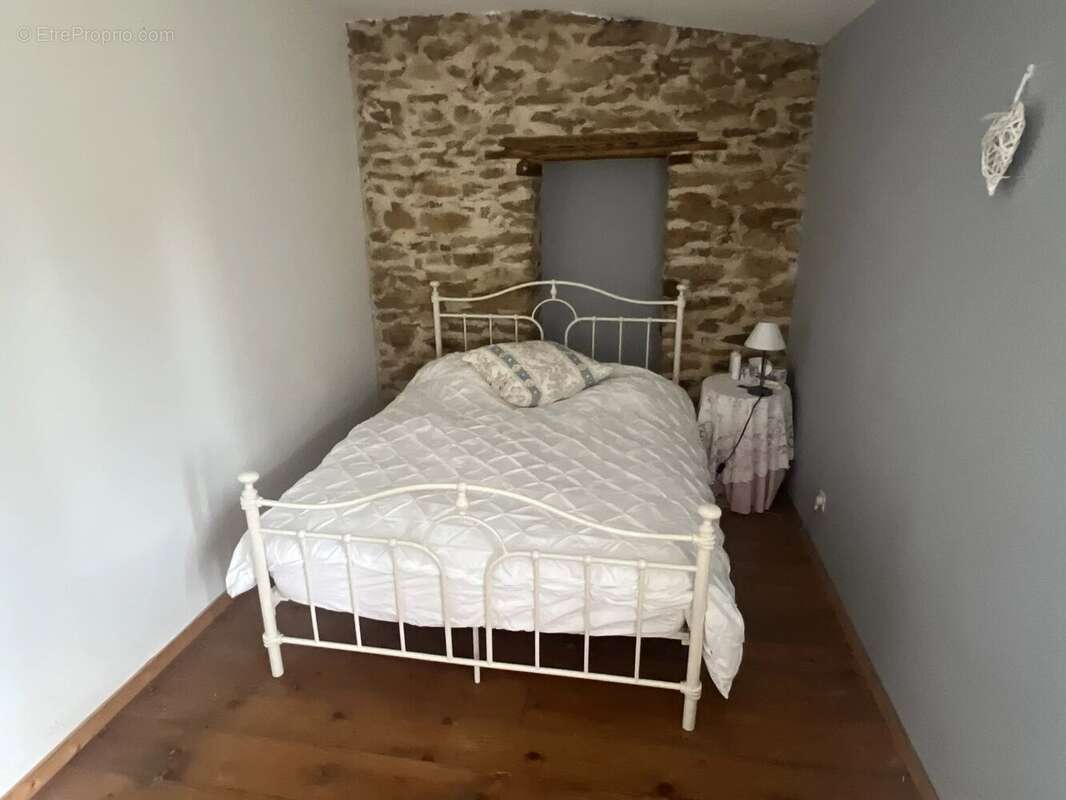 Grande maison avec maison d'amis et maison indépendante à rénover - photo 9