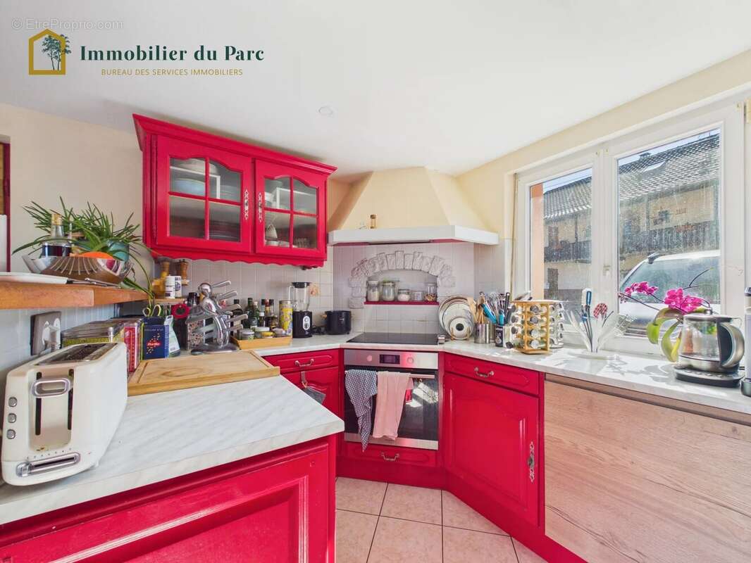 Maison à FRAHIER-ET-CHATEBIER