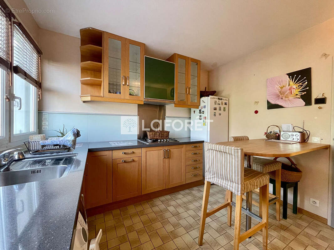 Appartement Meulan En Yvelines 4 pièce(s) 75.23 m2 - photo 5