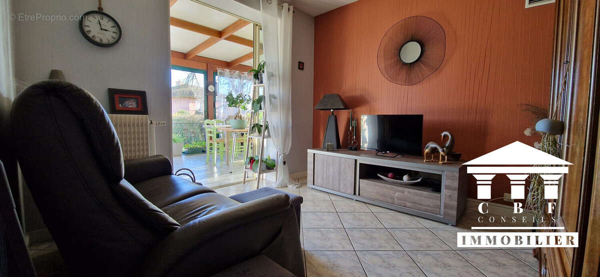 Maison à L&#039;ABERGEMENT-SAINTE-COLOMBE