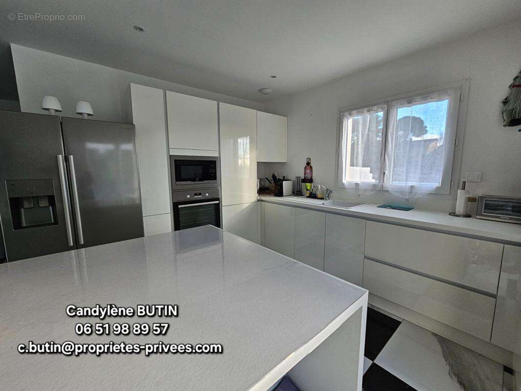 Maison à SAINT-GENIES-DE-FONTEDIT