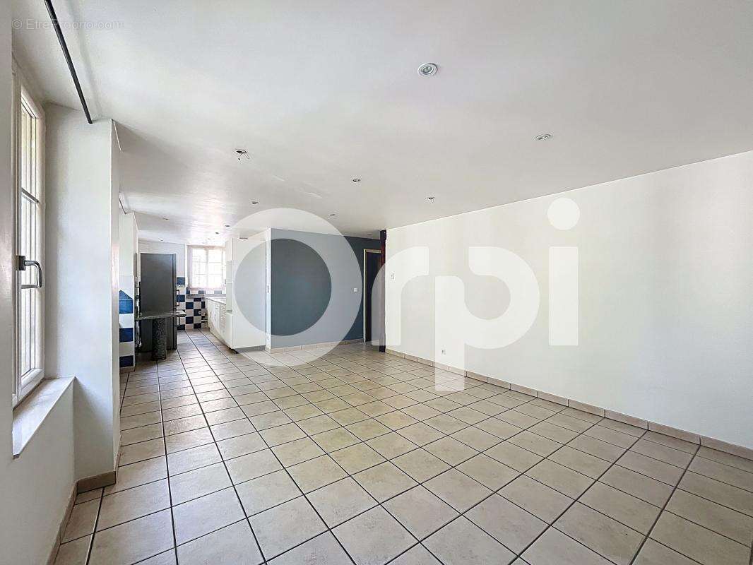 Appartement à BRIVE-LA-GAILLARDE