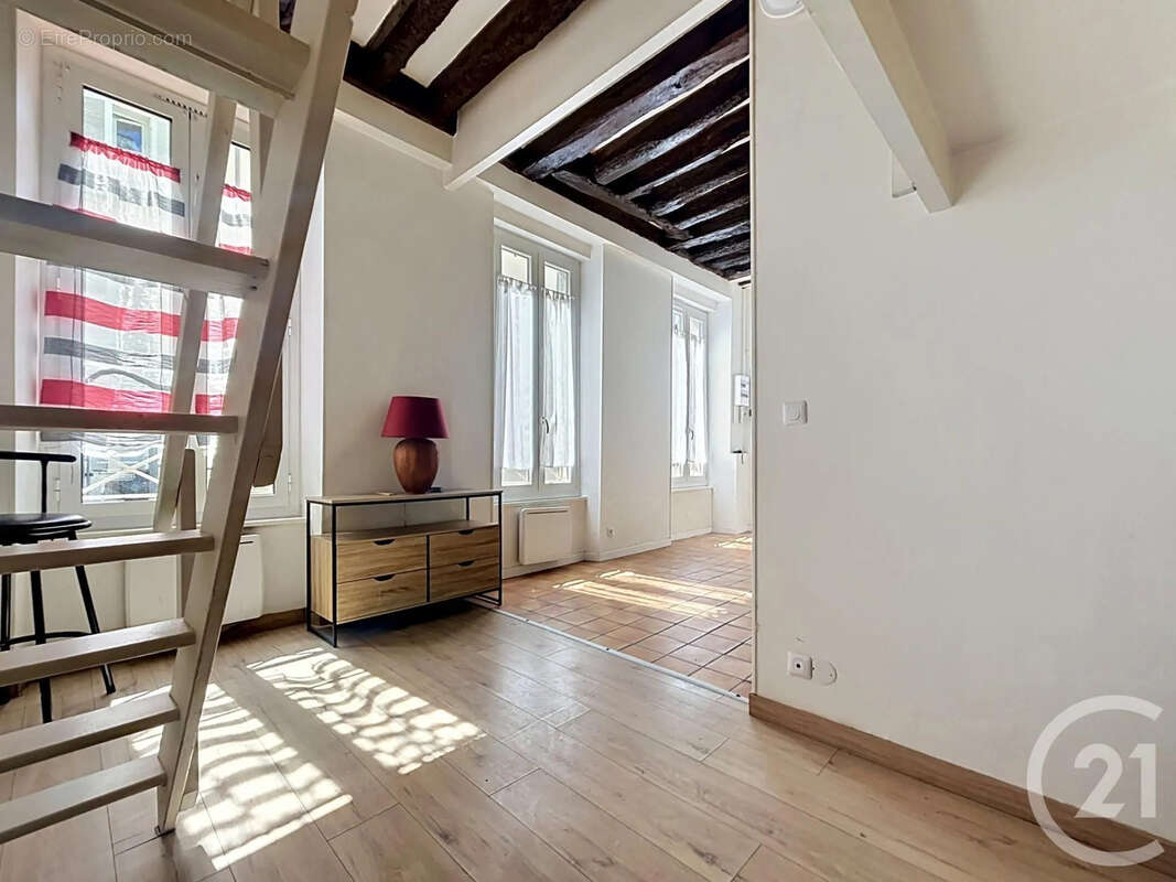 Appartement à MELUN