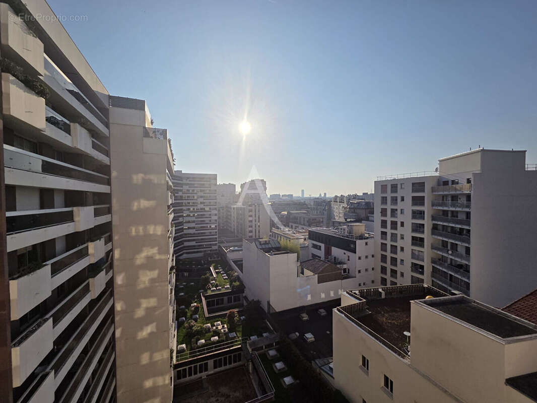 Appartement à PARIS-12E