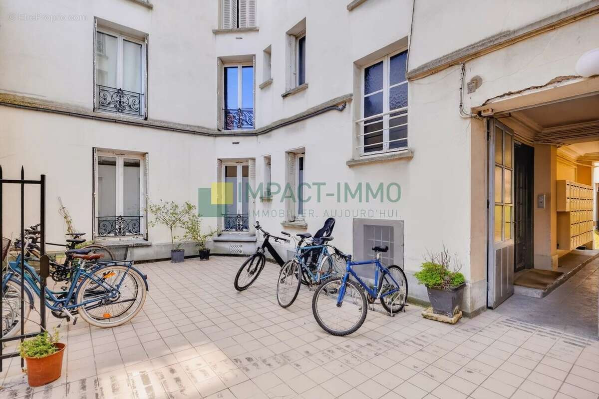 Appartement à CLICHY