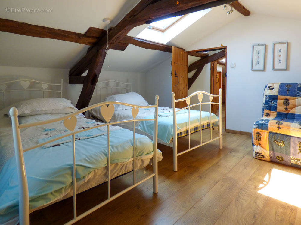 Maison à PAMPROUX