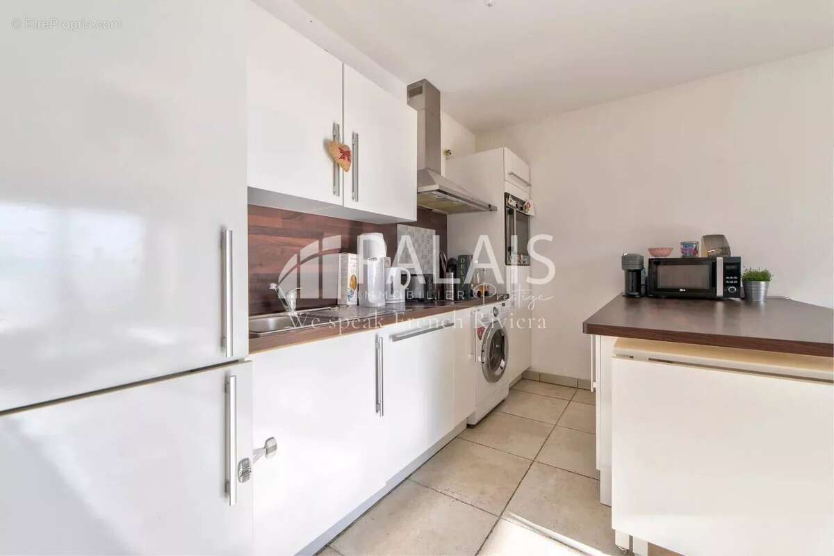 Appartement à ROQUEBRUNE-CAP-MARTIN