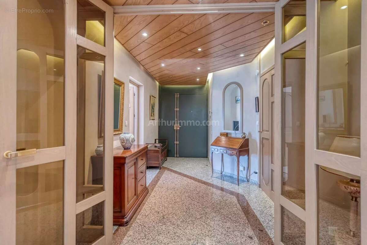 Appartement à MEYLAN