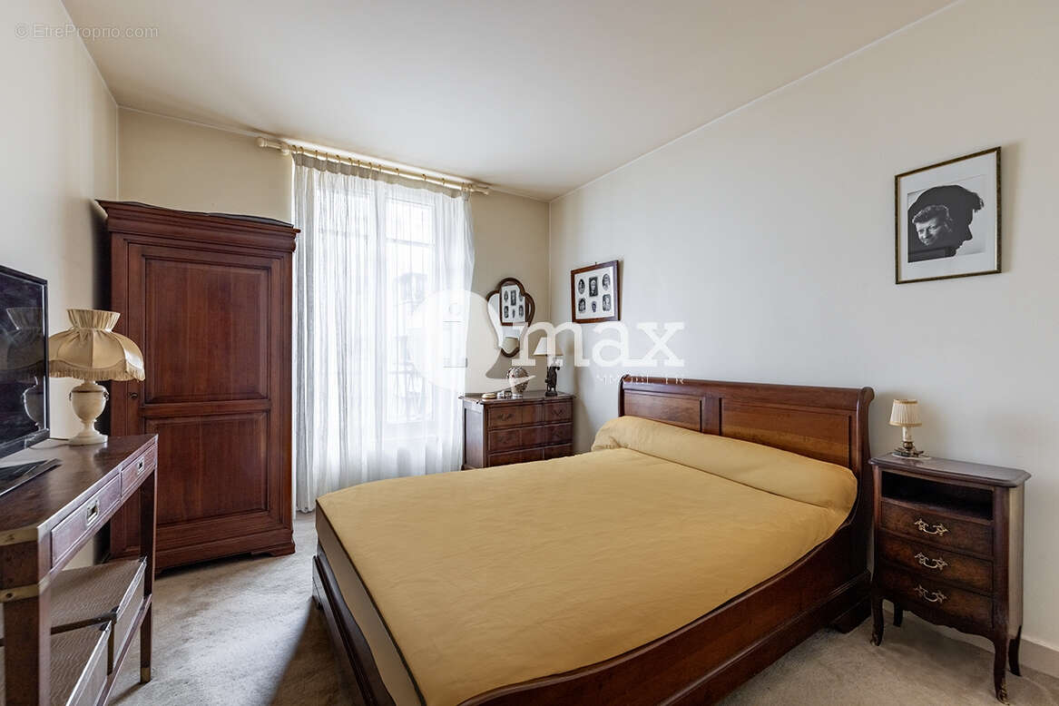 Appartement à LEVALLOIS-PERRET