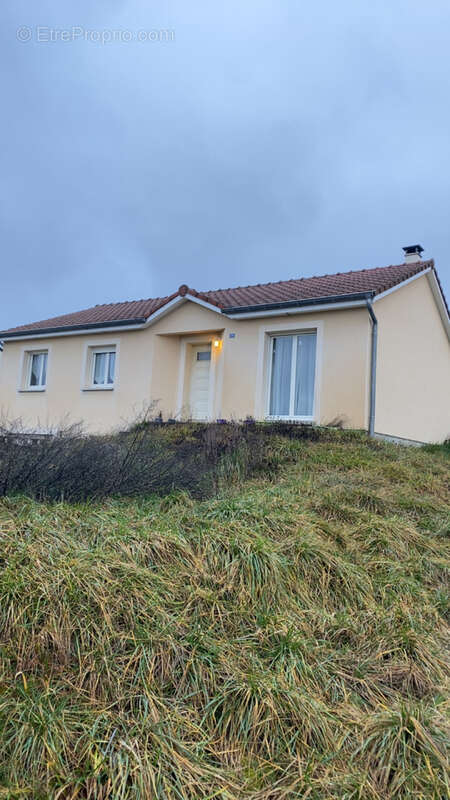 Maison à SAMPIGNY