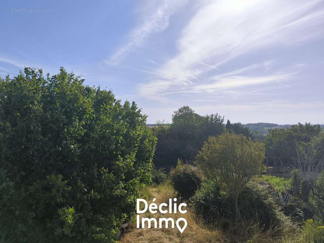 Maison lumineuse a renover - photo 3