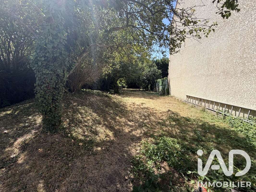 Terrain 375 m² à Tigery  - photo 6