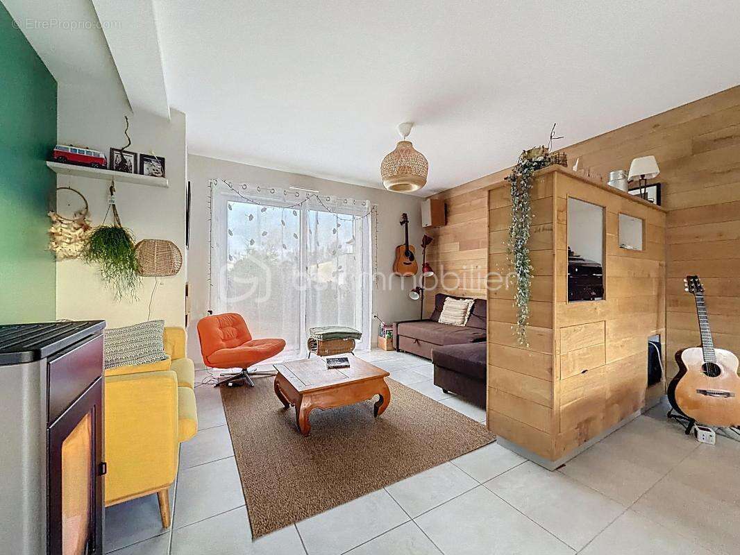 Maison à SAINT-GEORGES-MONTCOCQ