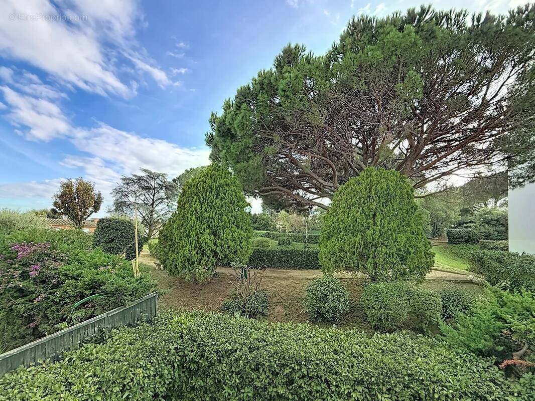 Appartement à LE CANNET