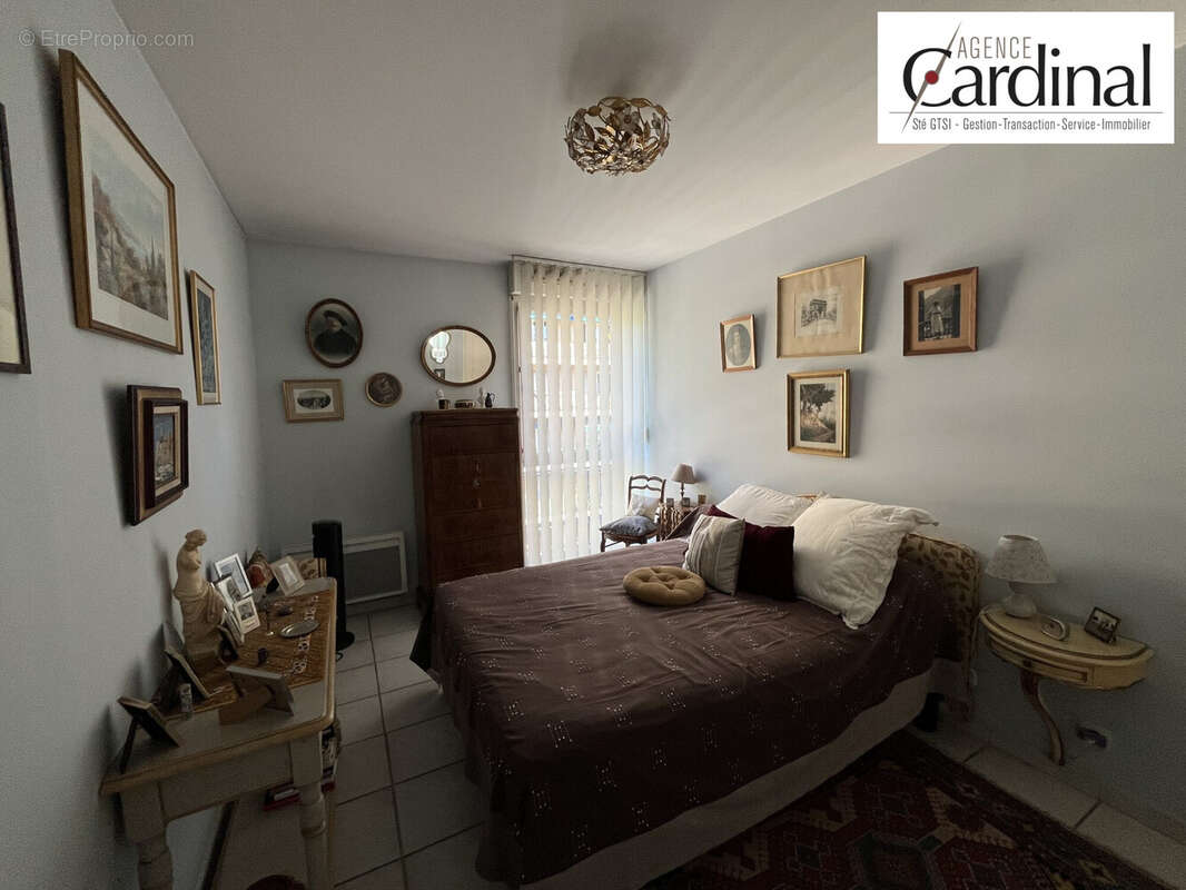 Appartement à MARSEILLE-5E