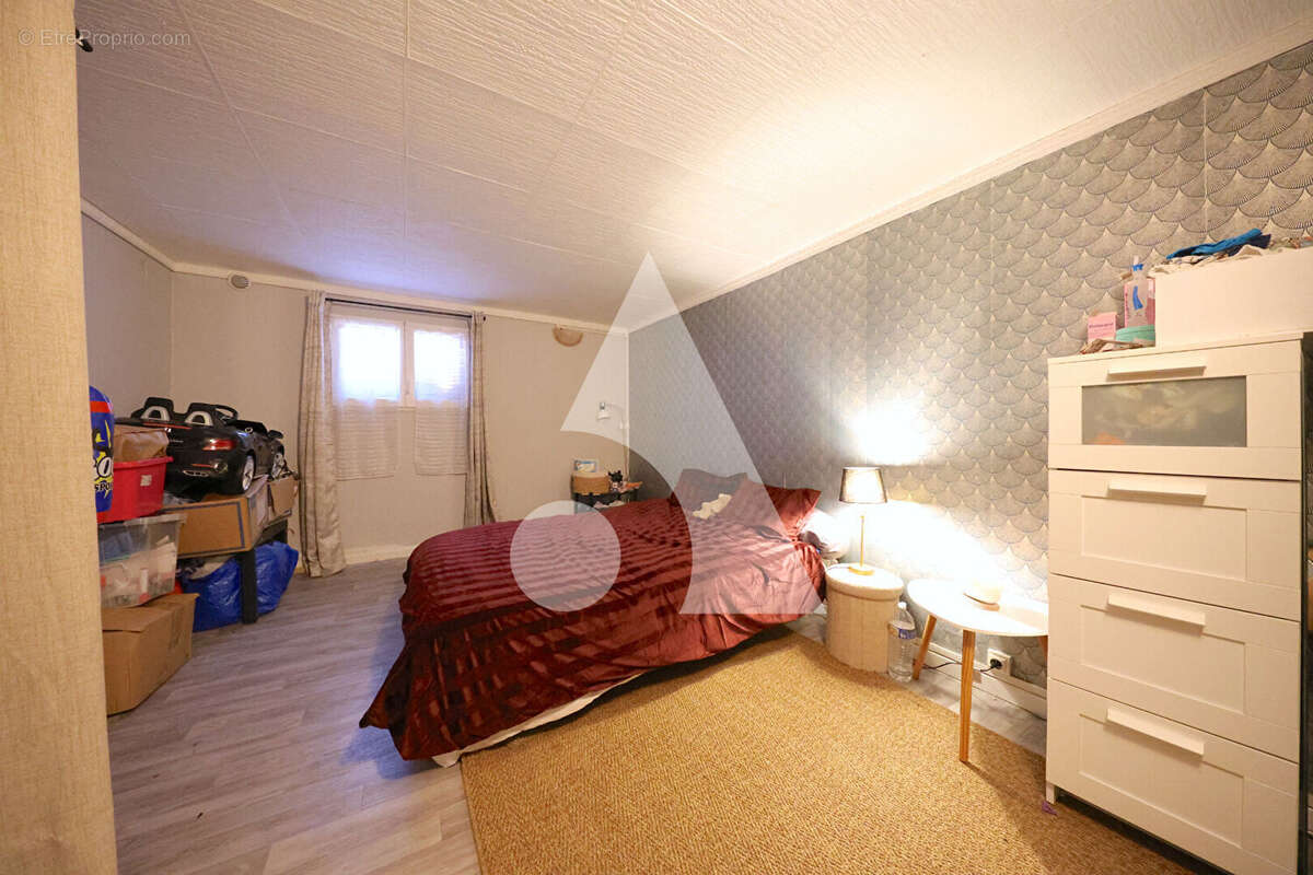 Maison à CORBEIL-ESSONNES