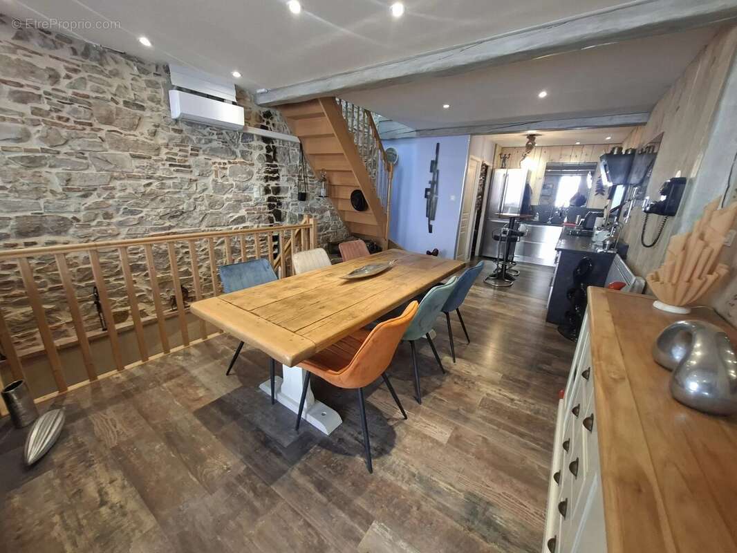 Maison à REALMONT