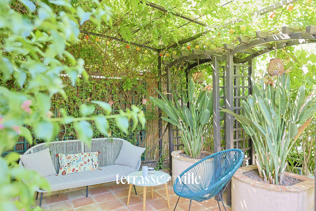 Exclusivite - toulon - cap brun - maison t 5 - 163 m2 - piscine - jardin - proximite  immediate des ecoles - photo 26