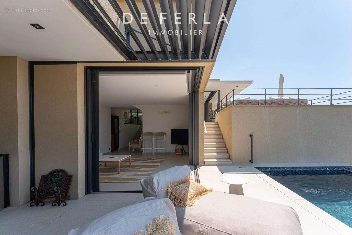 Appartement à LE LAVANDOU