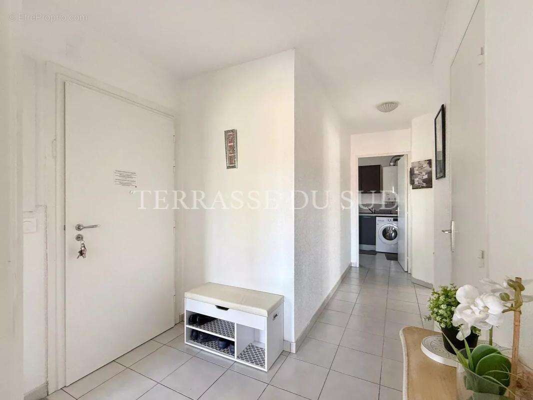 Appartement à MARSEILLE-6E