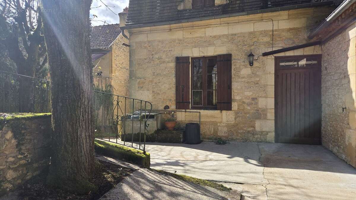 20260312143259 - Maison à SIORAC-EN-PERIGORD