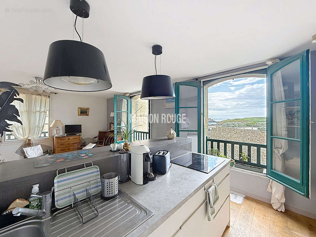 Appartement T3 vue mer à vendre à Saint-Malo Intra-Muros - photo 4