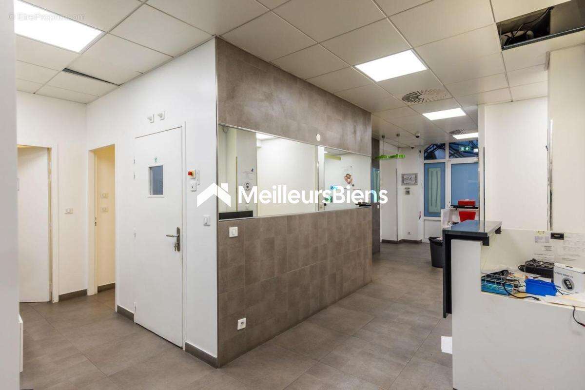 Commerce à PARIS-10E