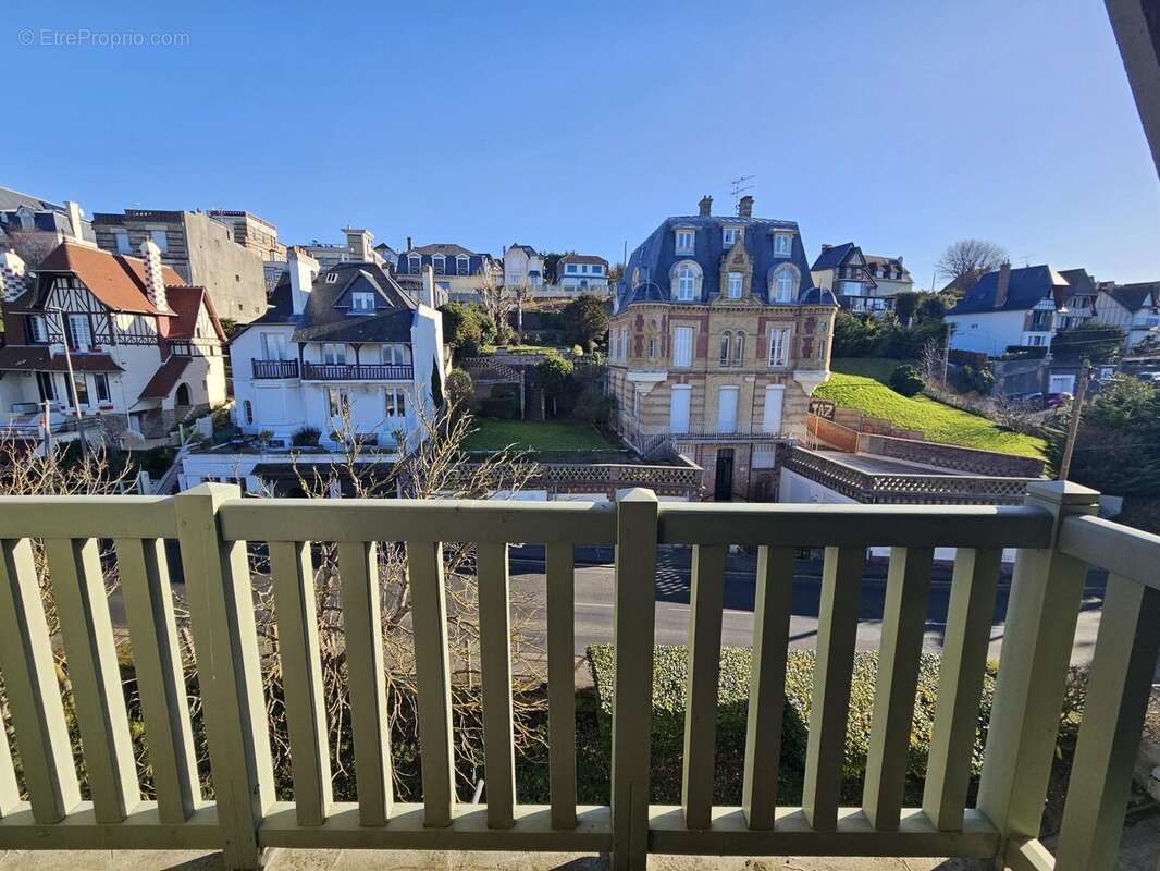 Appartement à TROUVILLE-SUR-MER