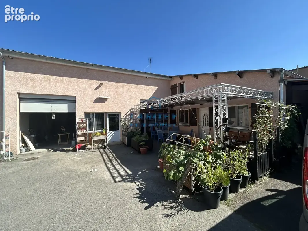 Maison à VILLERSEXEL