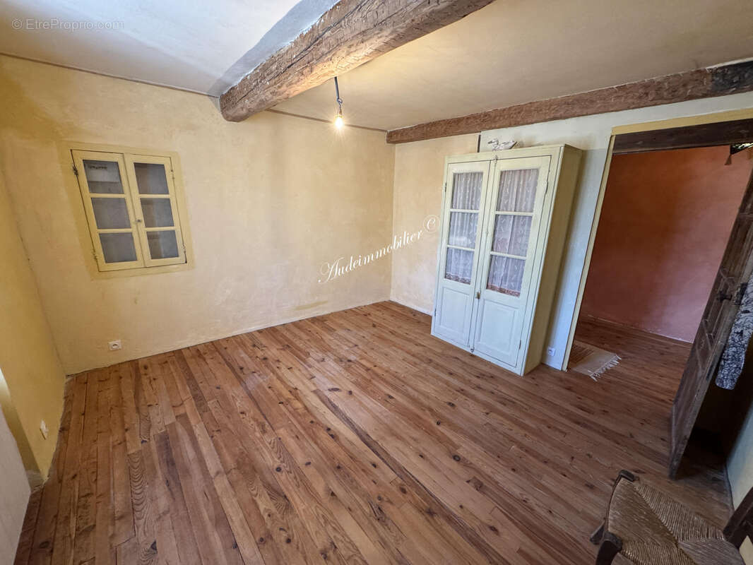 Maison de village avec cave - photo 13
