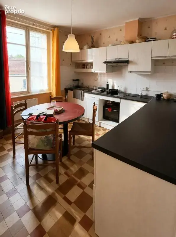 Maison de 6 pièces de 119 m² à Montluçon - photo 4