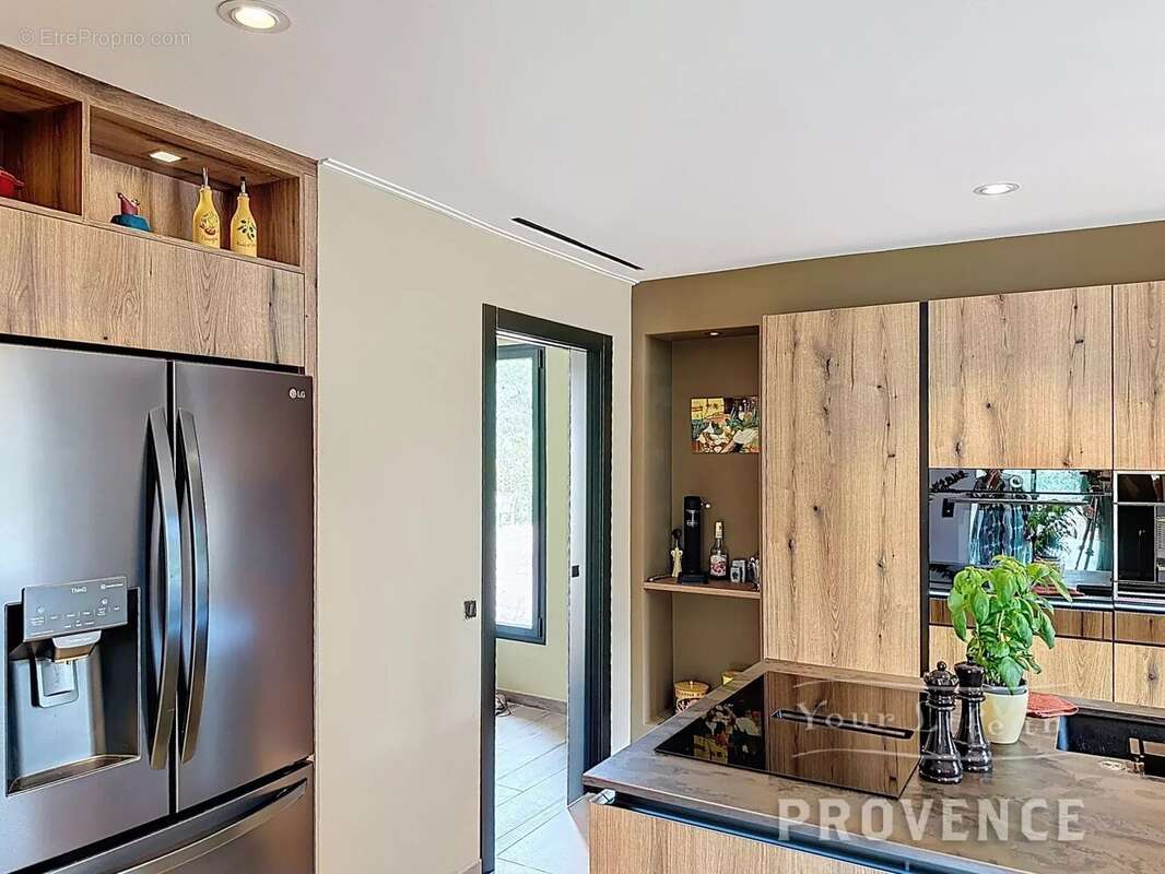 Maison à LA GARDE-FREINET