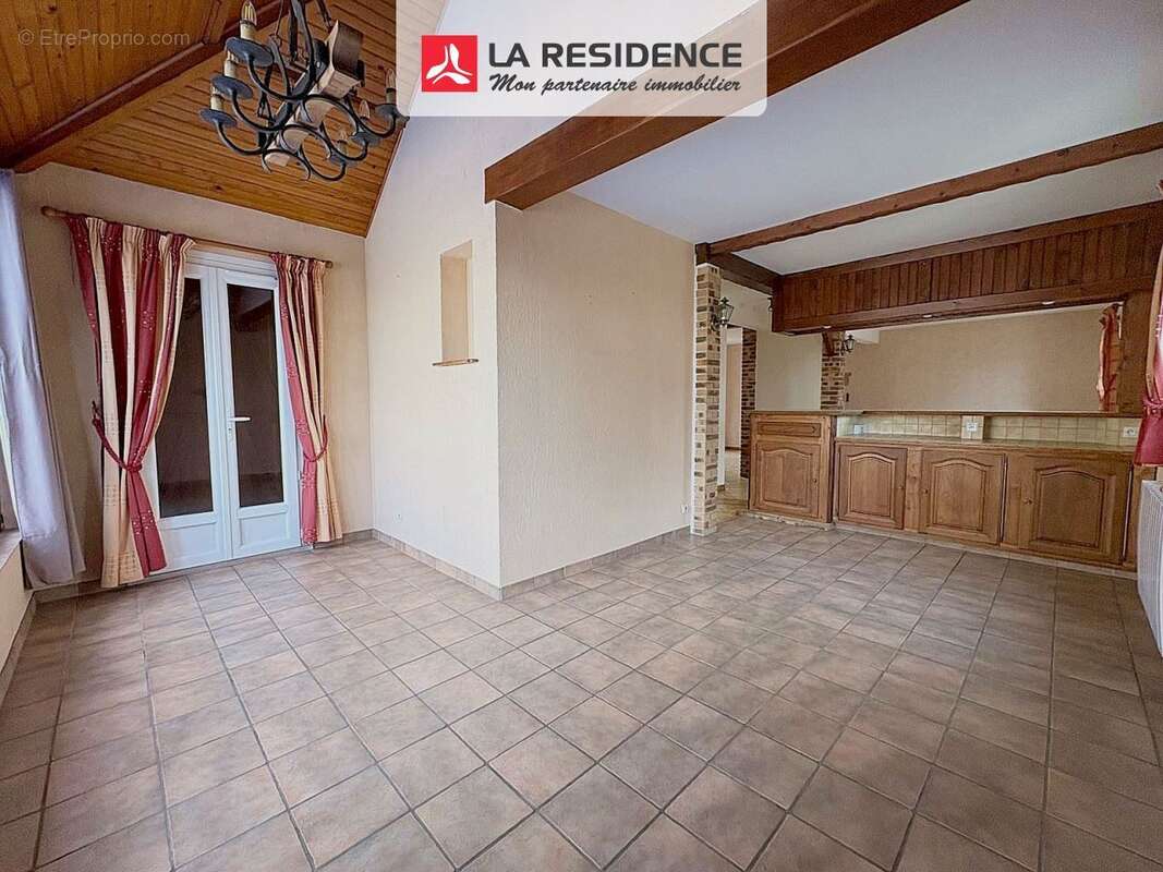 Maison à MONTIGNY-LES-CORMEILLES