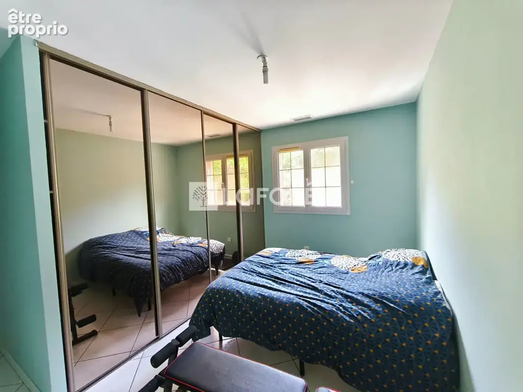 Maison de plain-pied à Reynès avec terrain - photo 13