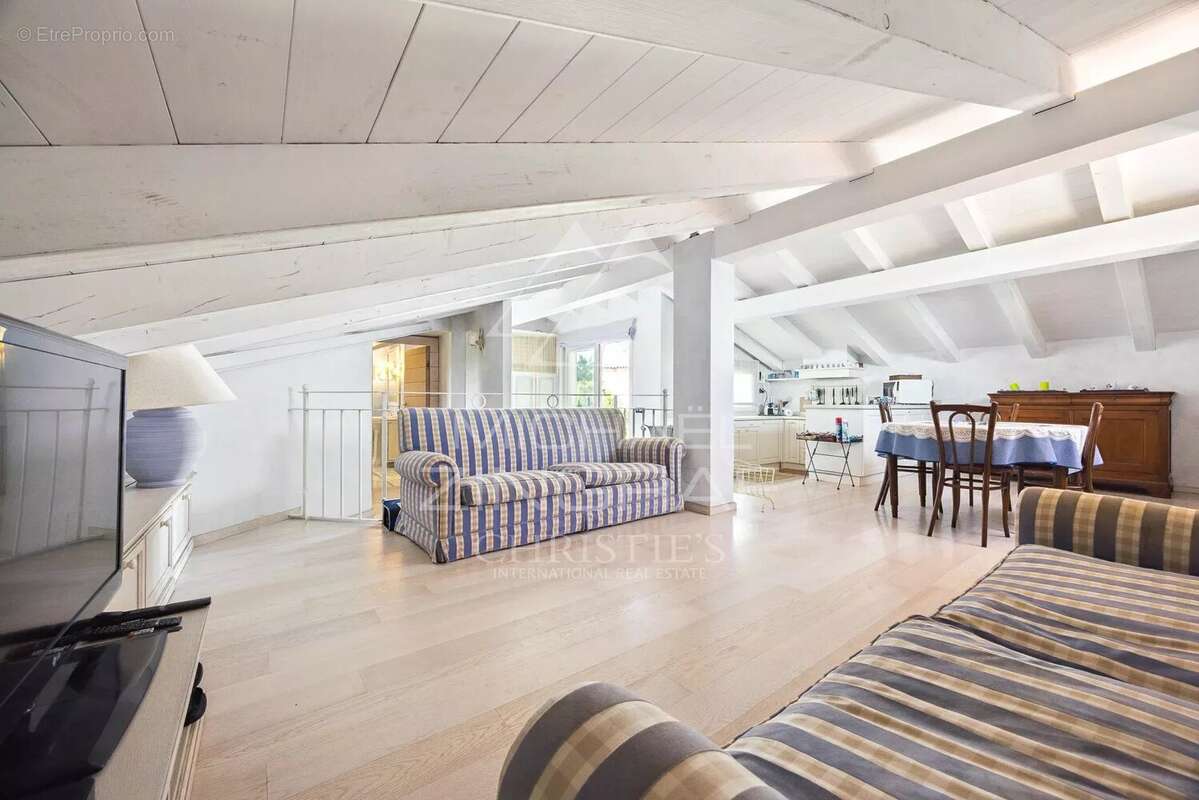 Maison à ANTIBES