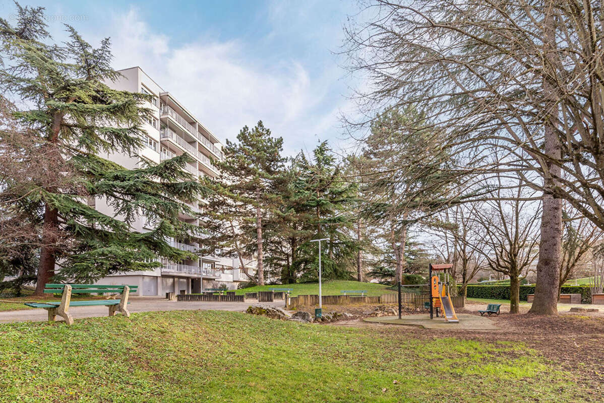 Appartement à SAINTE-FOY-LES-LYON