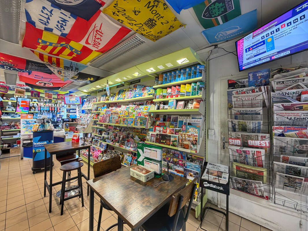 Fonds de commerce de librairie - photo 3