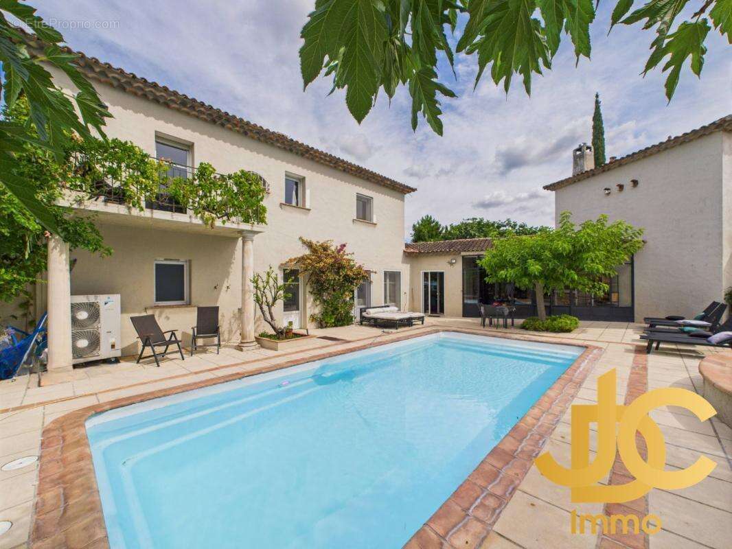 Maison à SAINT-RAPHAEL