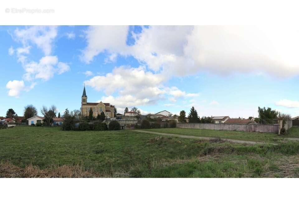 Terrain 471 m² à Mionnay  - photo 2